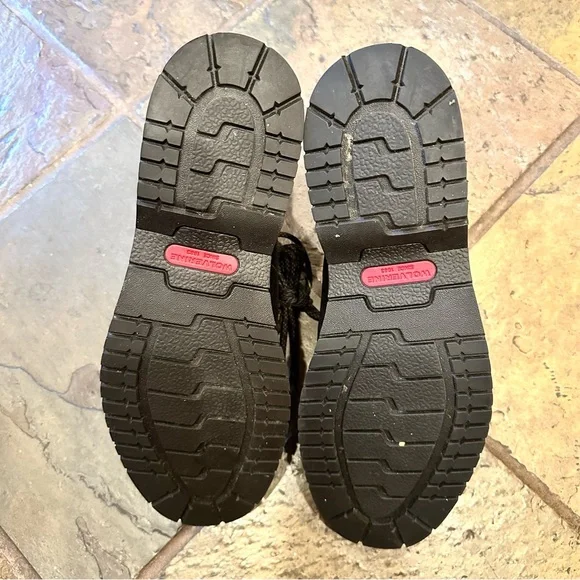 Wolverine Black Leather Men's Hiking Boots. Used only couple of times. - Picture 5 of 6